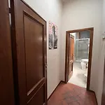 Coach 10 Apartment Florence